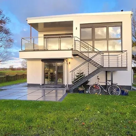 Holiday home Exclusive Strandvilla Mit Meerblick In *
