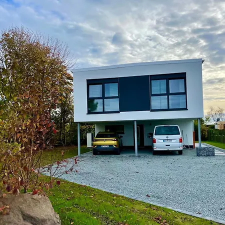 Holiday home Exclusive Strandvilla Mit Meerblick In Grossenbrode