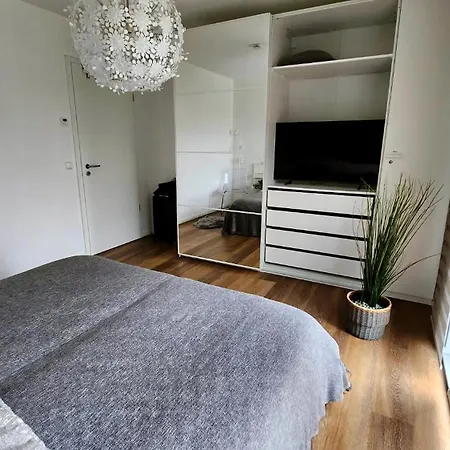 Exclusive Strandvilla Mit Meerblick In *