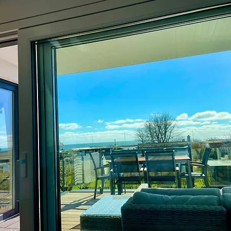Holiday home Exclusive Strandvilla Mit Meerblick In *